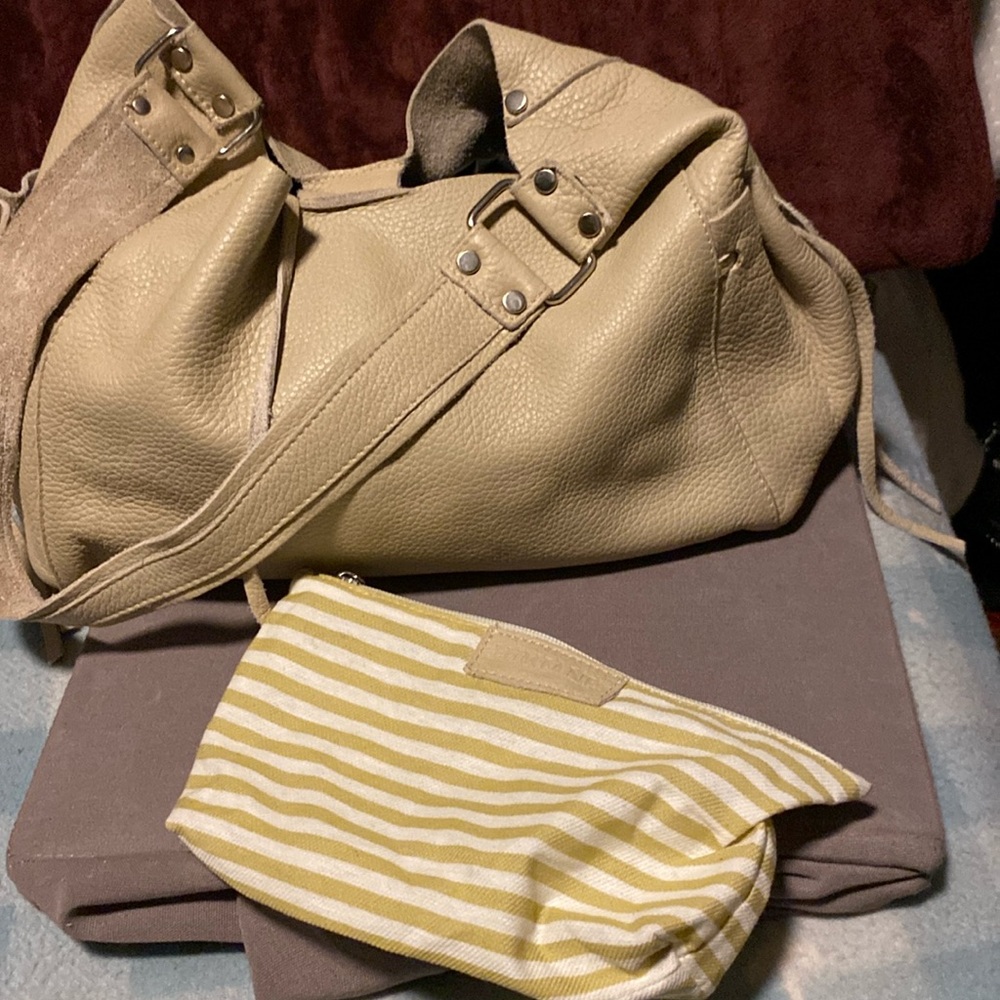 Lumiani Leather Bag